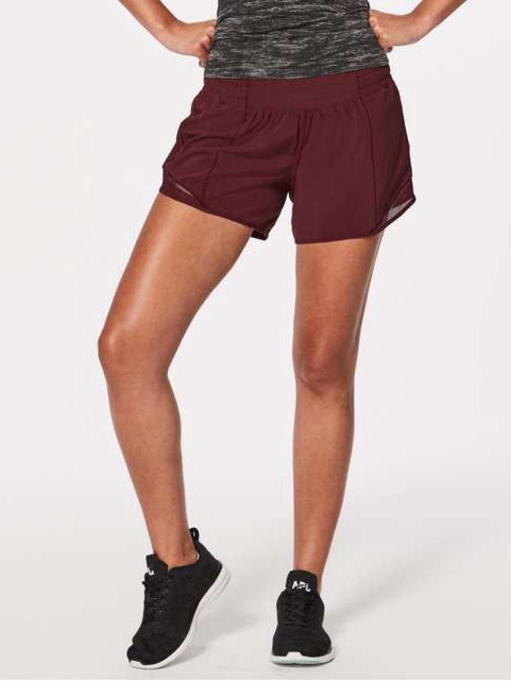 Lululemon Hotty Hot Short long size 6 tall